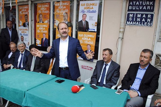 AK Parti adayları ilçe gezilerini sonlandırdı 