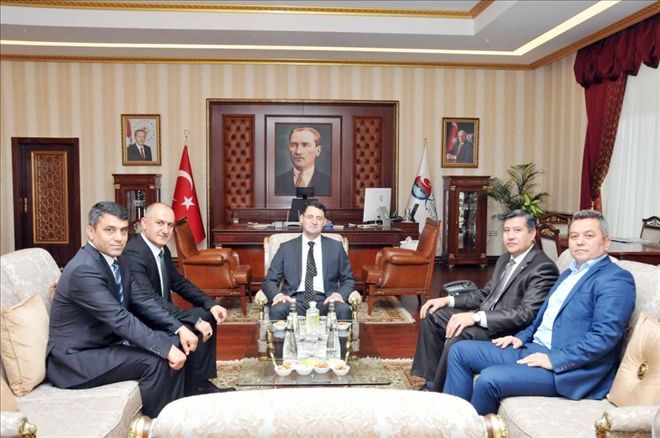 Vali Haktankaçmaz, Türk Metal Sendikası Şube Başkanı Teke´yi Kabul Etti