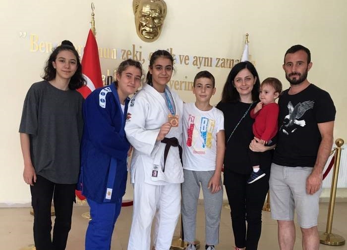 Judo şampiyonasında Zöngür Türkiye üçüncüsü oldu 