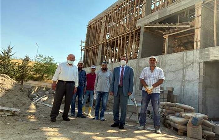 Müftü Yaşar, TOKİ cami inşaatını inceledi