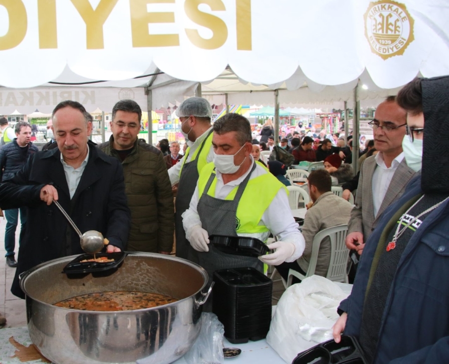 Kırıkkale Belediyesi İftar Çadırında Yüzlerce Kişiyi Ağırlayacak