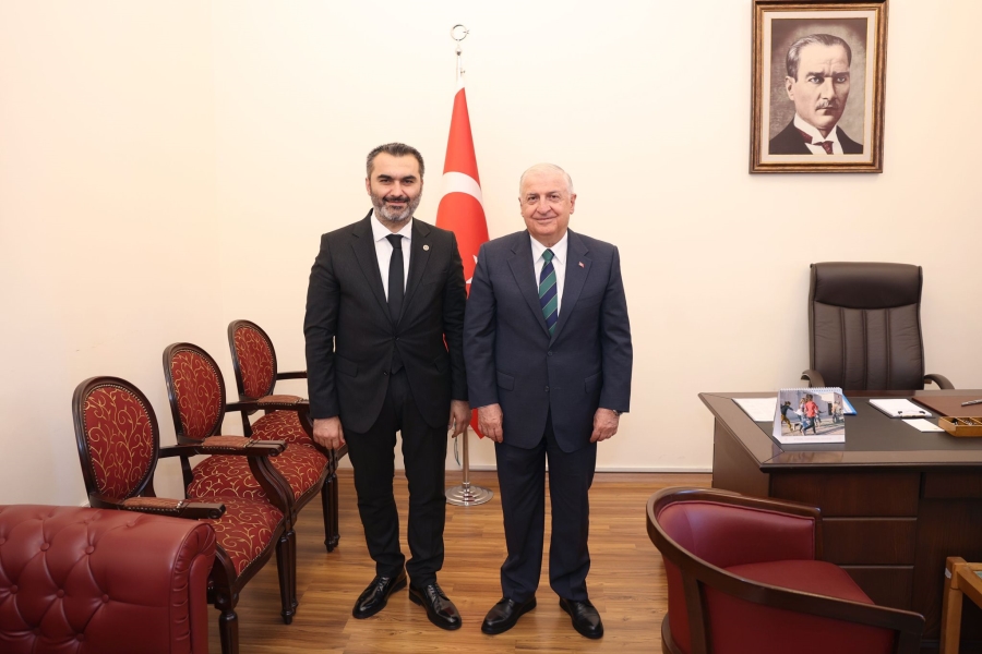 Kaplan Milli Savunma Bakanı Yaşar Güler