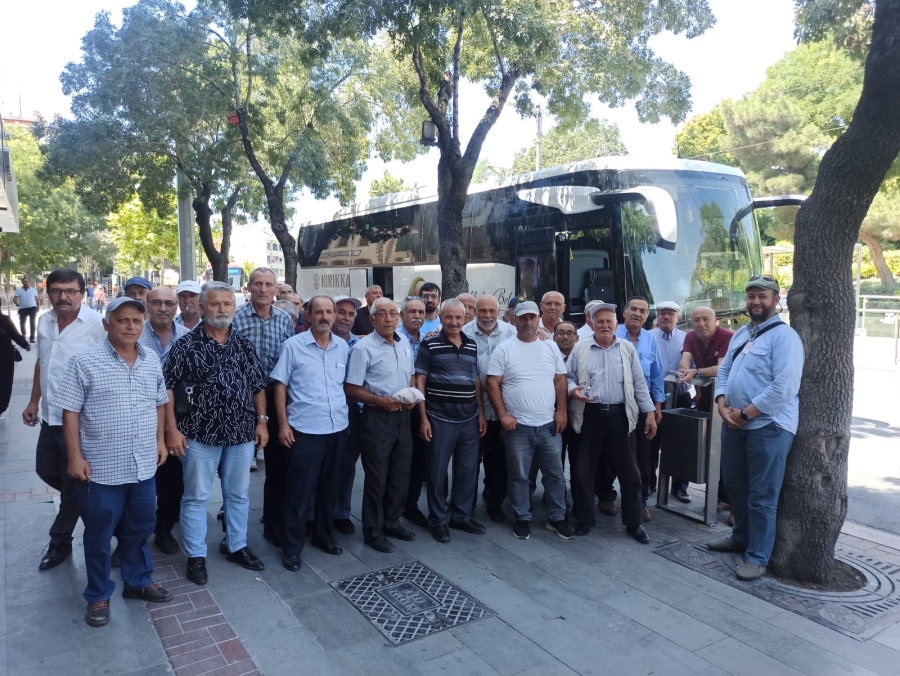 Kırıkkale Belediyesi Yaşlıların Yüzünü Güldürdü