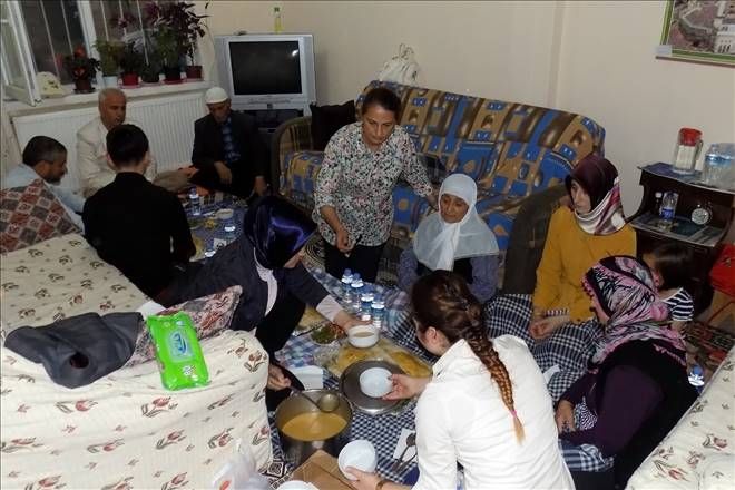 Akçay, Özbek Ailesi´nin iftar konuğu oldu