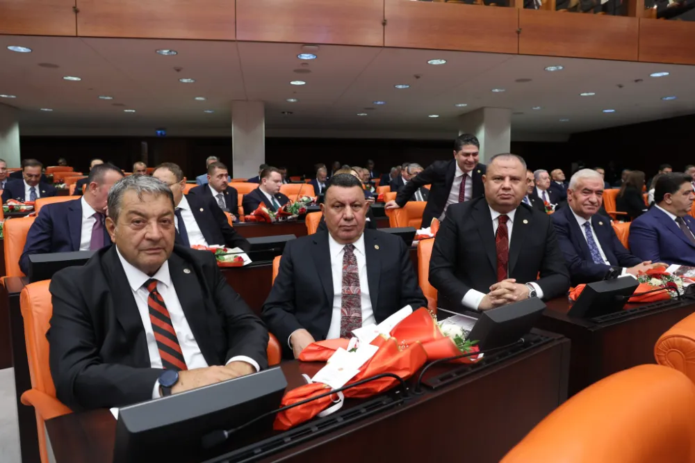 Gazi Meclis Yeni Yasama Yılına Merhaba Dedi