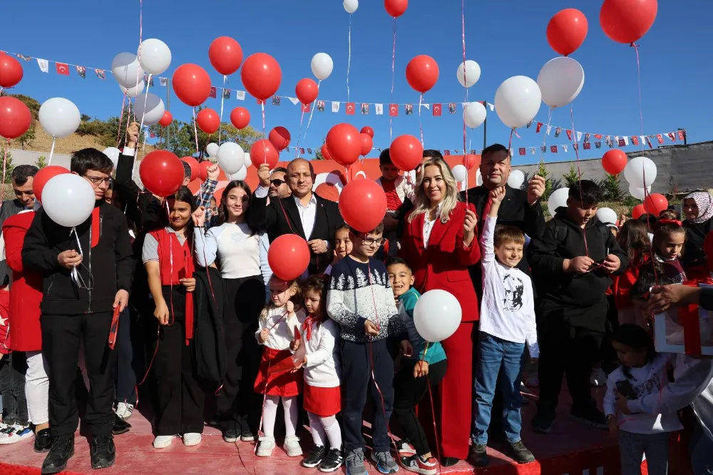 Bilim Merkezi’nde Cumhuriyetin 102. Yılı Coşkuyla Kutlandı