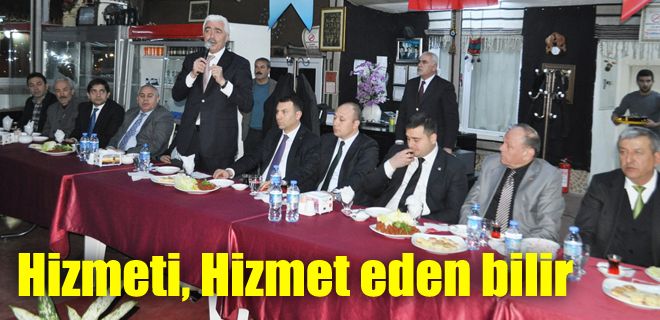 Hizmeti, hizmet eden bilir