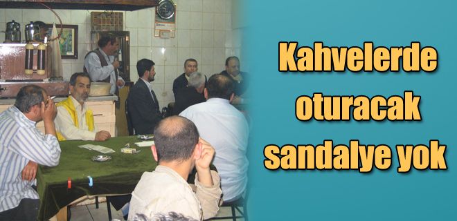 Kahvelerde oturacak sandalye yok 