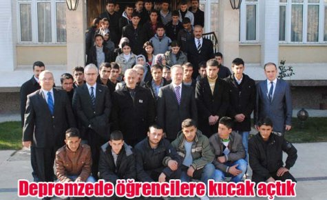 Depremzede öğrencilere kucak açtık