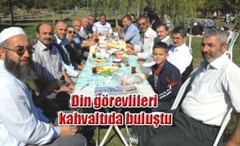 Din görevlileri kahvaltıda buluştu