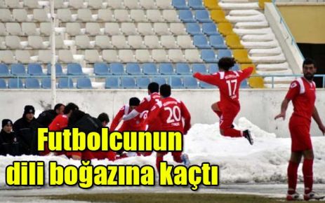 Futbolcunun dili boğazına kaçtı