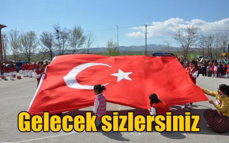 Gelecek sizlersiniz