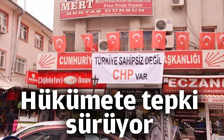 Hükümete tepki sürüyor