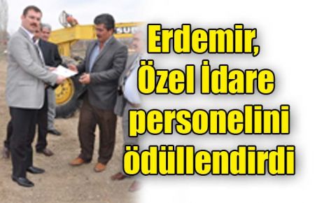 Kaymakam?dan özel idare Personeline başarı plaketi