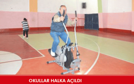 Okullar halka açıldı