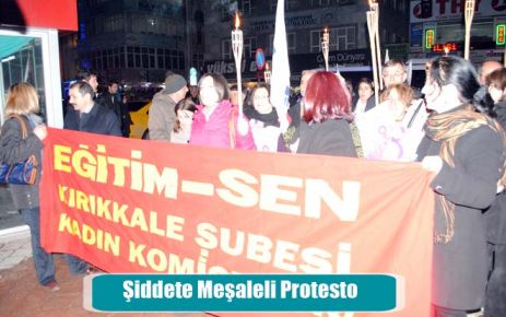 Şiddete Meşaleli Protesto