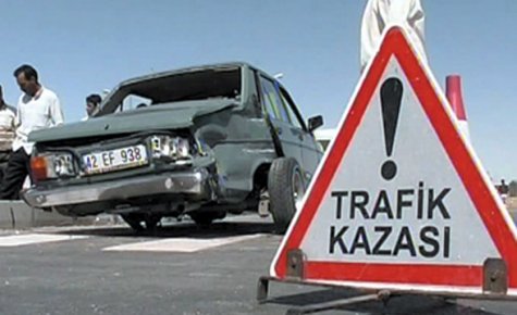 TRAFİK KAZASI: 1 ÖLÜ